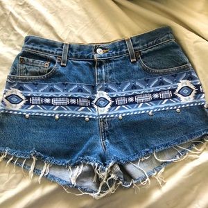 Custom Levi cut off shorts
